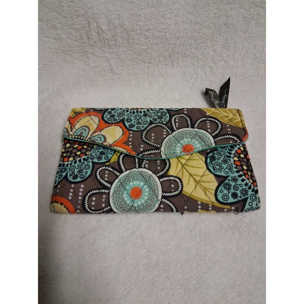 Vera Bradley Trifold Wallet in Flower Shower Boho Hippie - Picture 1 of 5